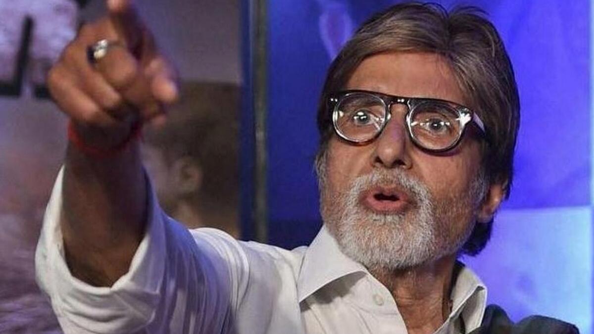 Amitabh Bachchan starts following Congress leaders on Twitter, triggers speculation 