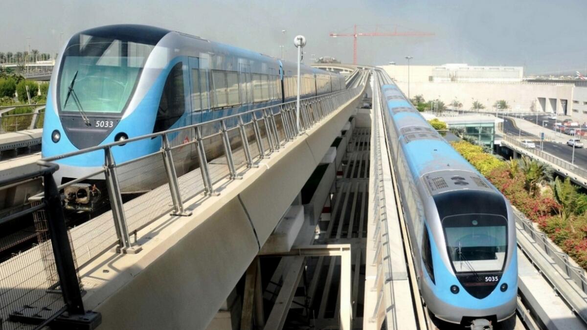 RTA, Emirates, Dubai Metro, Dubai Police, Dubai immigration, green line, red line