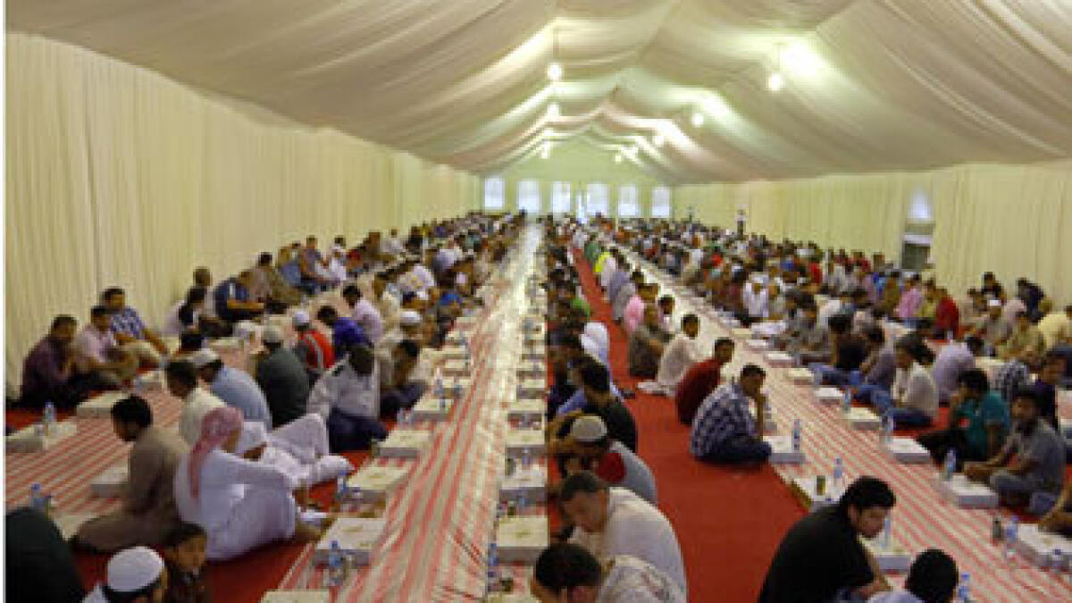 Saqr Charity gives away 3,000 Iftar meals daily in Ras Al Khaimah