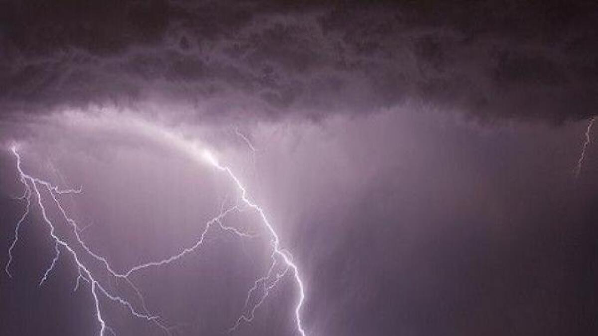Lightning kills 16 in Indias Bihar