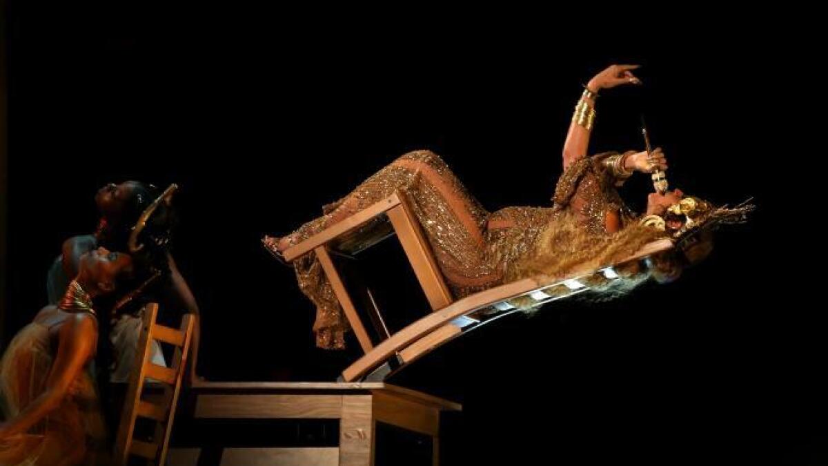 Beyonce performs at Grammys 2017