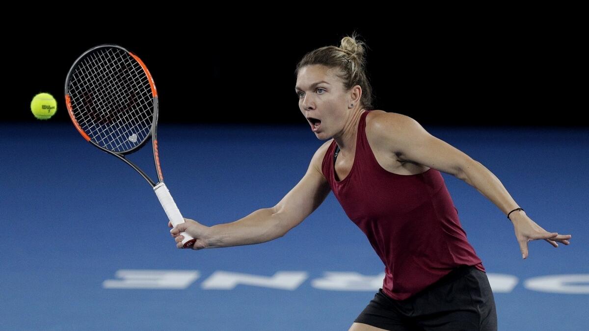Halep, Wozniacki eye maiden Slam chance in Serenas absence