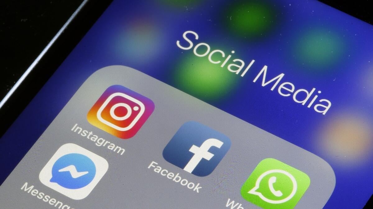 Deeper Messenger, Instagram integration:  Earlier this year WhatsApp and Instagram started showing branding “…by Facebook” and the move was seen as an effort to interlink Facebook-acquired top products with its own products. CEO Mark Zuckerberg, however, assured his social networking platforms will focus on the privacy of users.