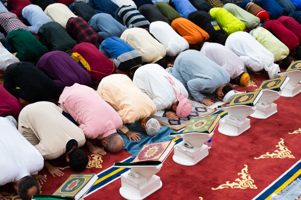 Faithful offer prayer in the last day of holy month of Ramadan in Dubai. KT Photo: Shihab