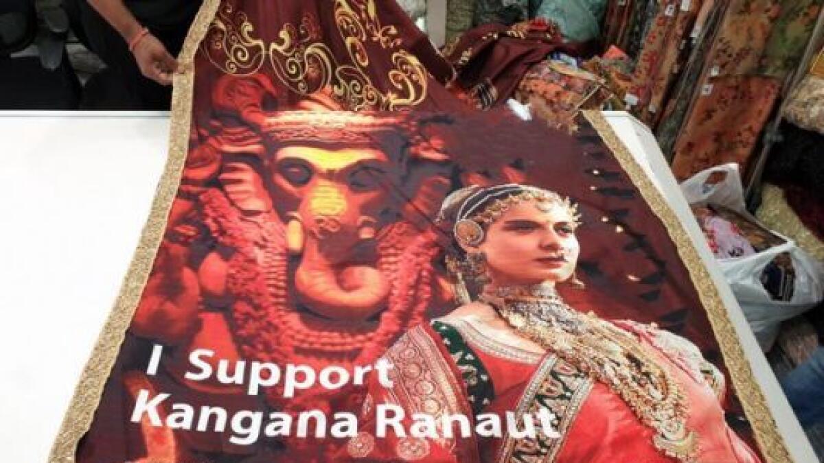 Kangana Ranaut, print, saree, sale, Surat, Bollywood, actress, textile, market