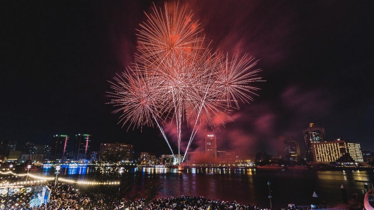 Enjoy your last weekend of 2018  in UAE with fireworks, sales and more