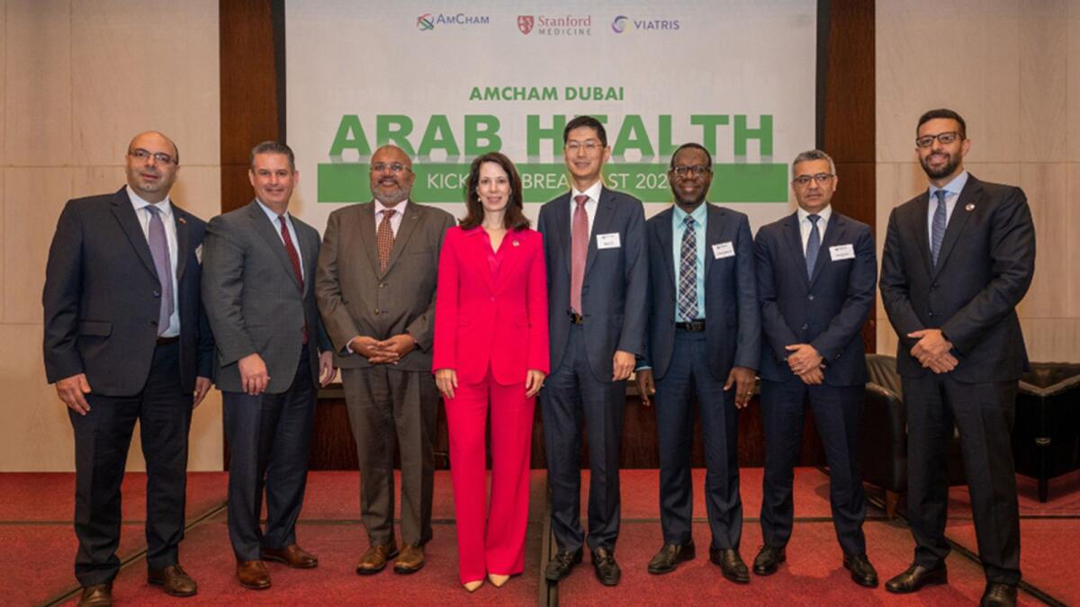 غرفة التجارة الأمريكية في دبي تحتفل بـ 220 عارضاً في جناح الولايات المتحدة الأمريكية و11 دولة في حفل الإفطار الافتتاحي لمعرض الصحة العربي – الأخبار
