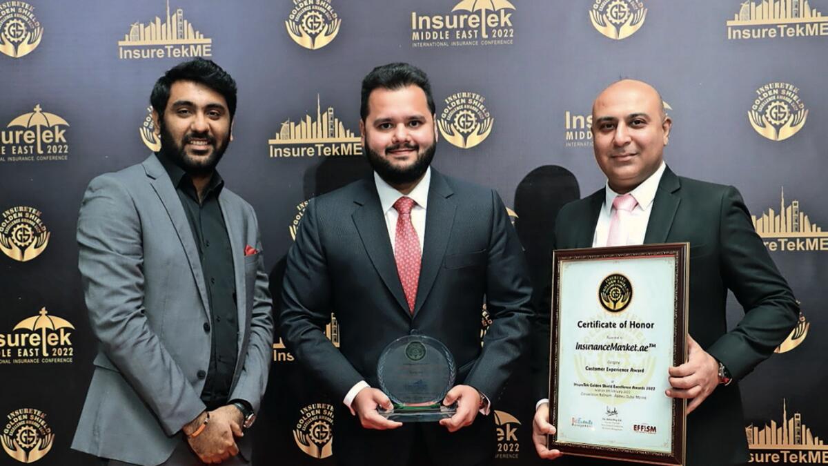 Hitesh Motwani, Chief Marketing Officer, Avinash Babur, Founder and CEO, and Ameet Lakhiani, Chief Financial Officer, with the coveted ‘Customer Service Award’ at the Insuretek Golden Shield Excellence Awards in February 2022