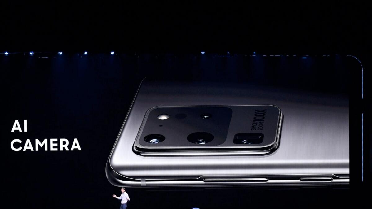 On the more traditional front, Samsung offers its S series. In a nod to the start of the 2020s, the South Korean company showed off the Galaxy S20, S20 Plus and S20 Ultra, skipping directly to the S20 from its previous S10 series.(Photo: AFP)