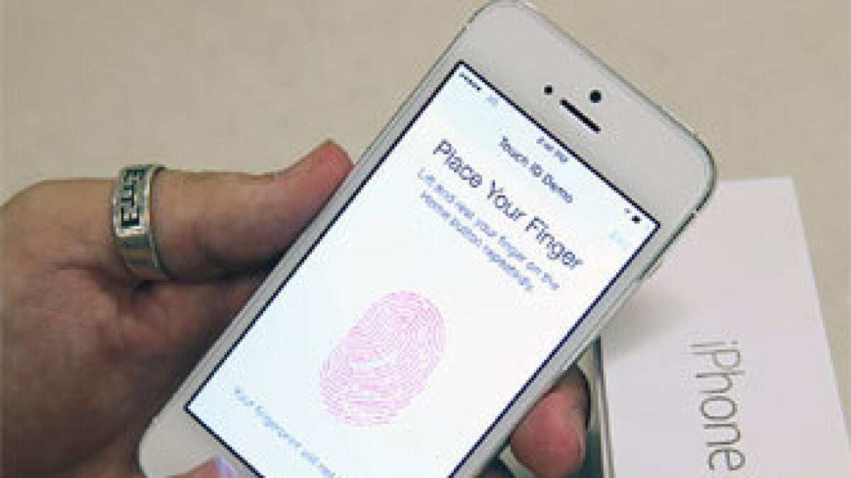 Prizes offered for iPhone fingerprint hack