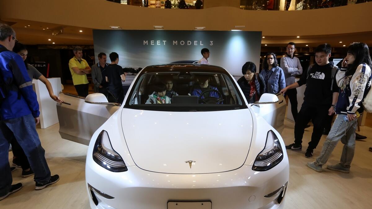 Tesla to begin deliveries of China-made Model 3