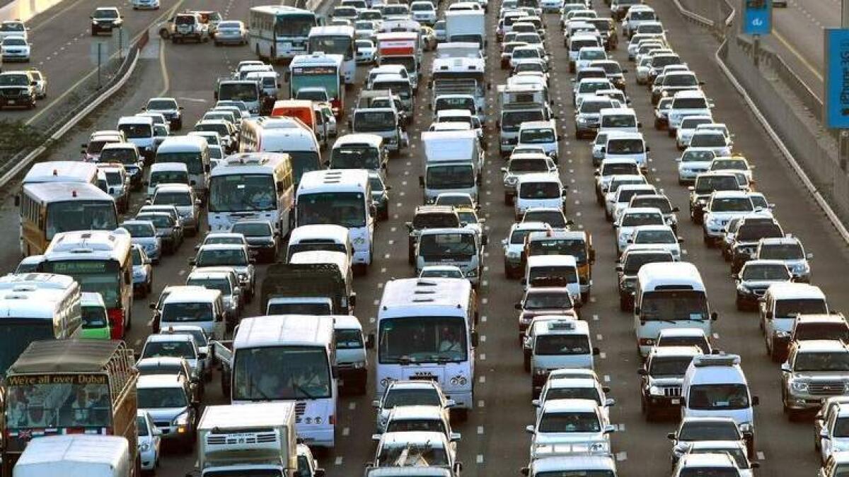 UAE traffic: Accidents cause delays in Dubai and Abu Dhabi 