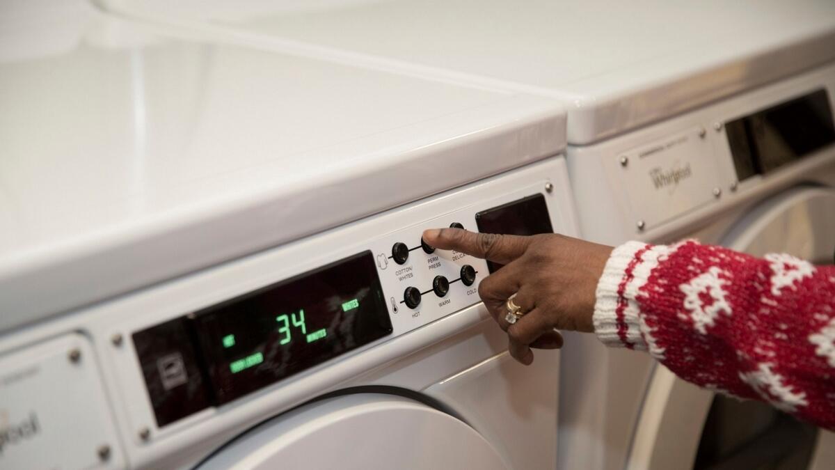 Woman steals husbands washing machine, furniture in UAE
