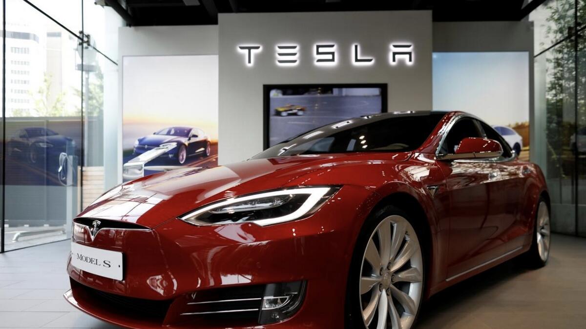  US agency, touch-screen failures, probe, Tesla Model S,    