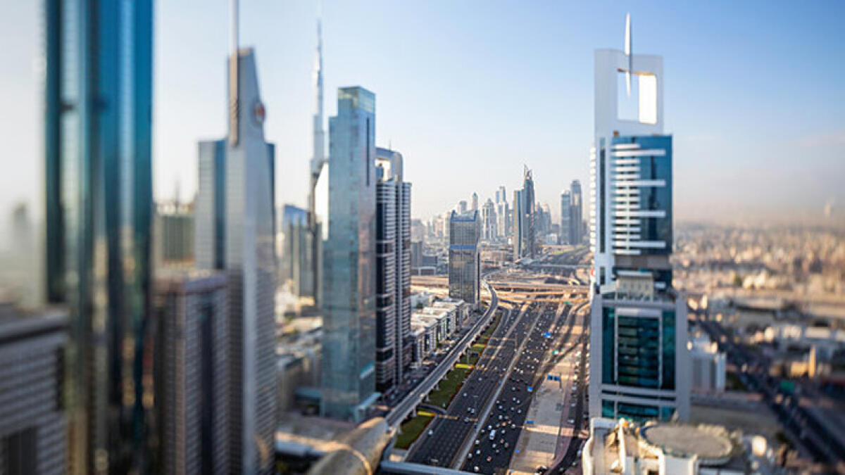 Sheikh Mohammed issues law on surveying in Dubai