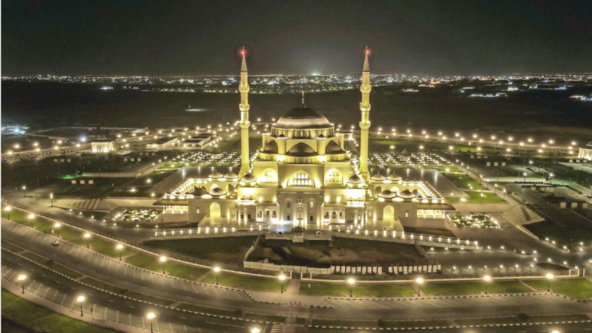 Aerial view of Sharjah Mosque, which is located in Tay area, the largest mosque in Sharjah, opened its doors in 2019.  — Photo by M. Sajjad