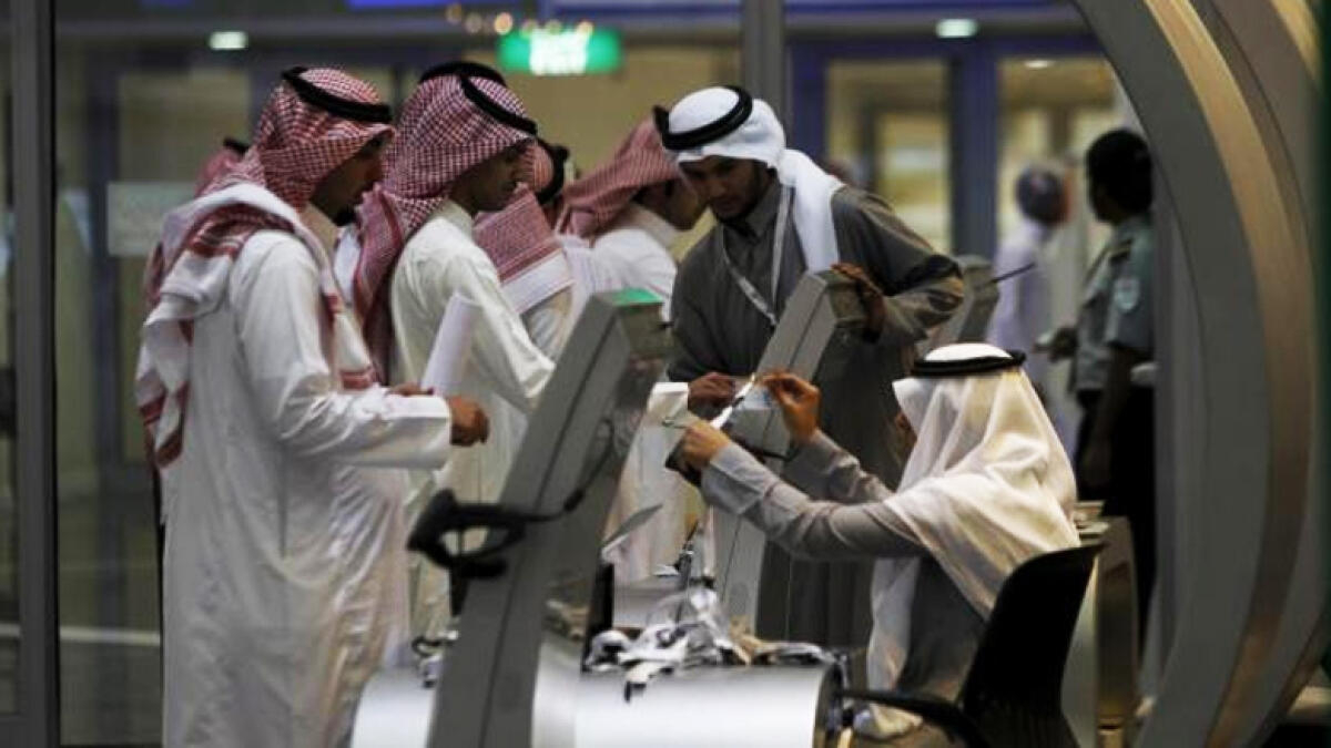 Over 800,000 Saudis get jobs in 5 years: Report