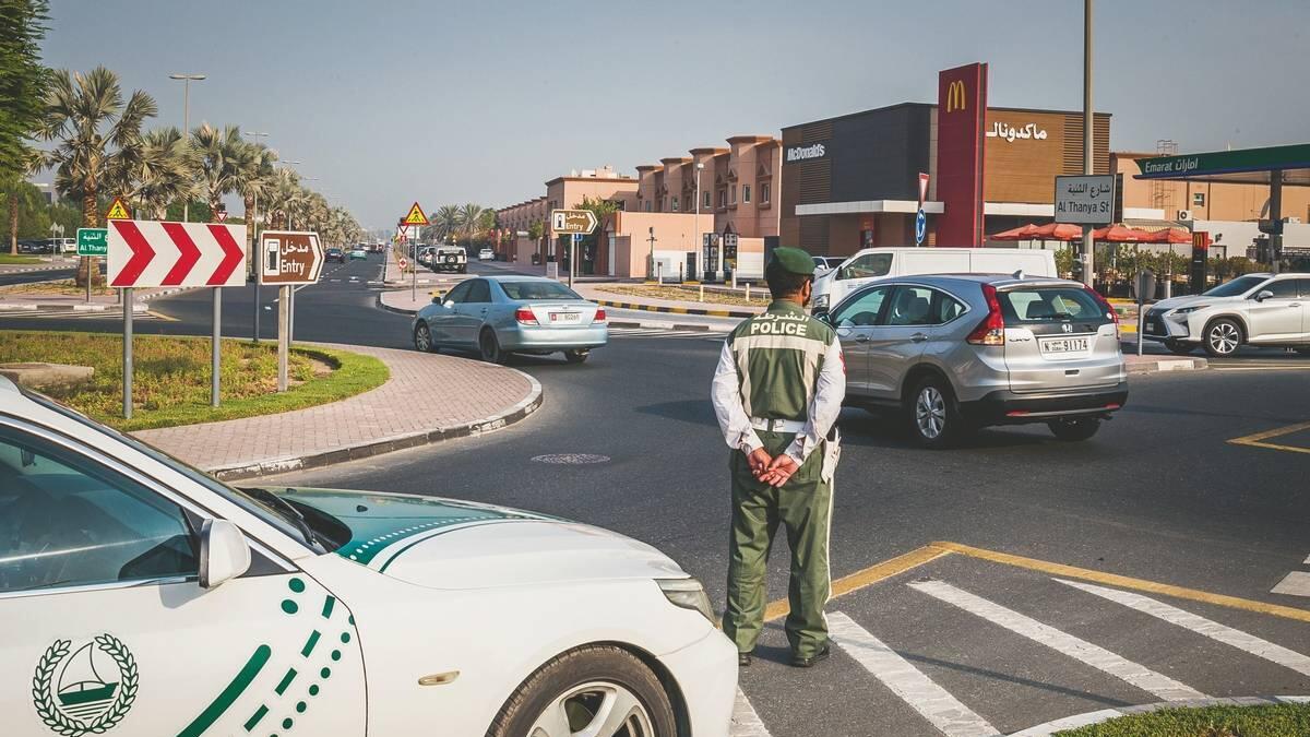 Dubai Police, traffic fine discount, 100% discount, driving in Dubai