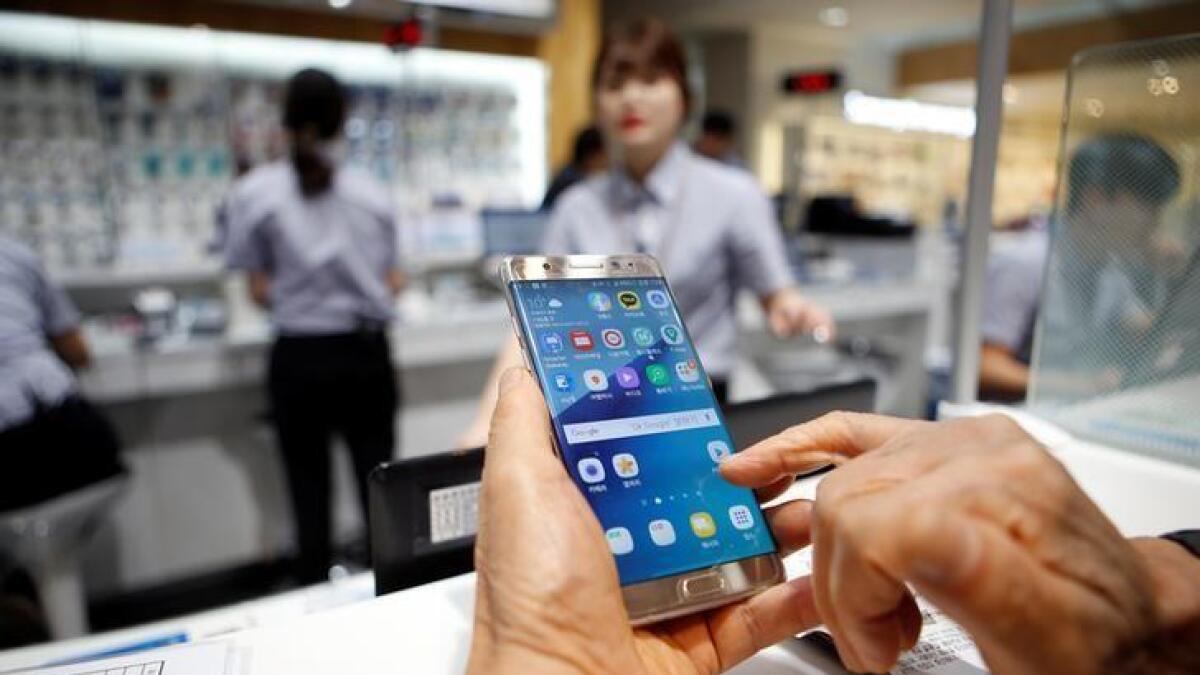 Samsung hit with lawsuits as battery woes continue