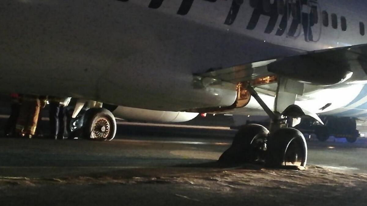 Photos: Belgrade airport closed after tires burst on plane