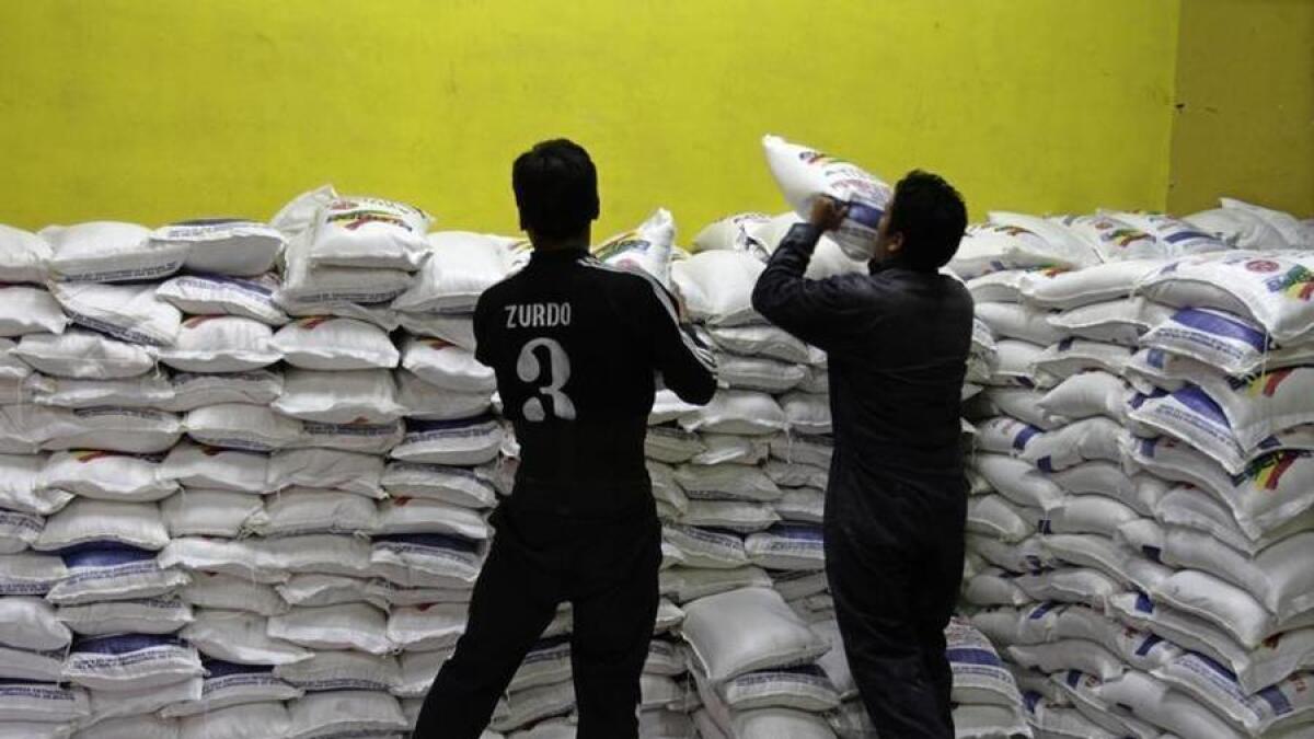 UAE, Saudi Arabia halt white sugar exports to Qatar 
