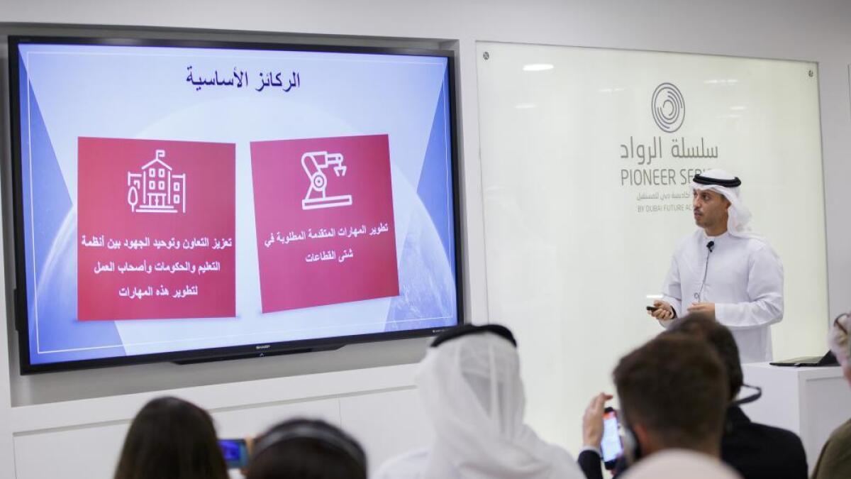 UAE to launch several projects to develop advanced skills