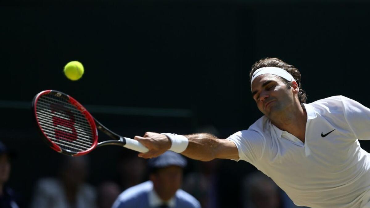 Wimbledon: Federer sets up Raonic clash after fightback