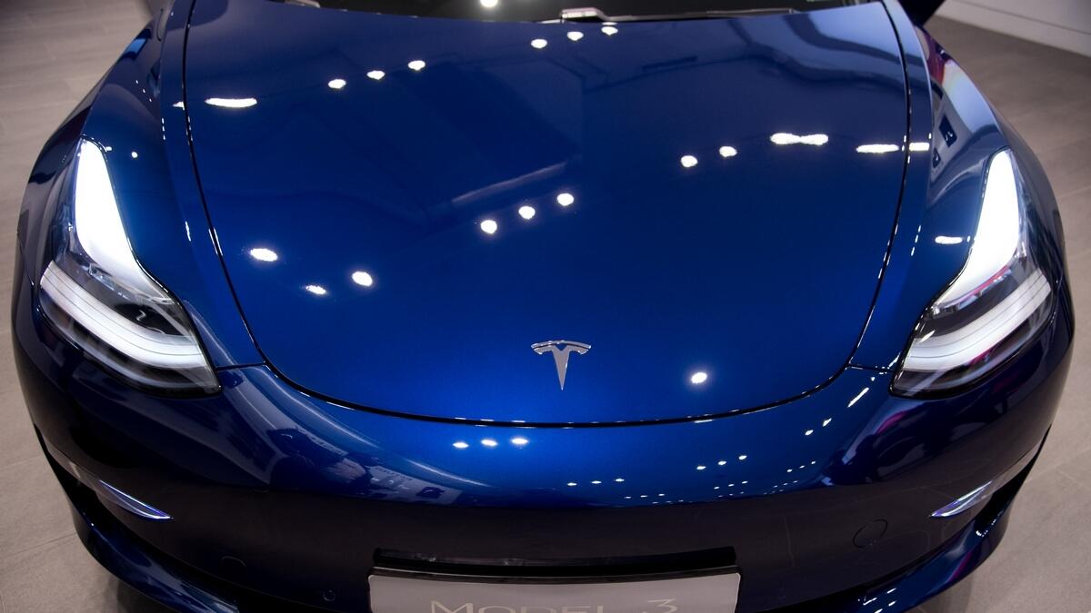 Tesla beats outlook for 2019 car deliveries