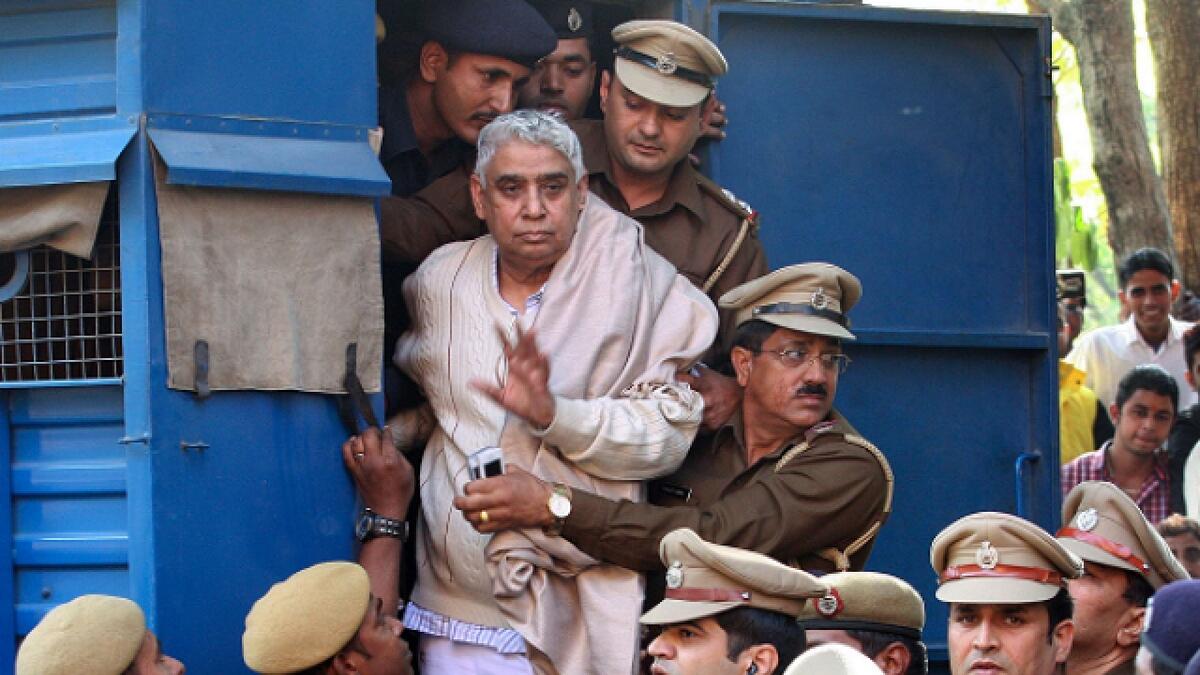  Indian court gives life sentence to guru, 14 followers