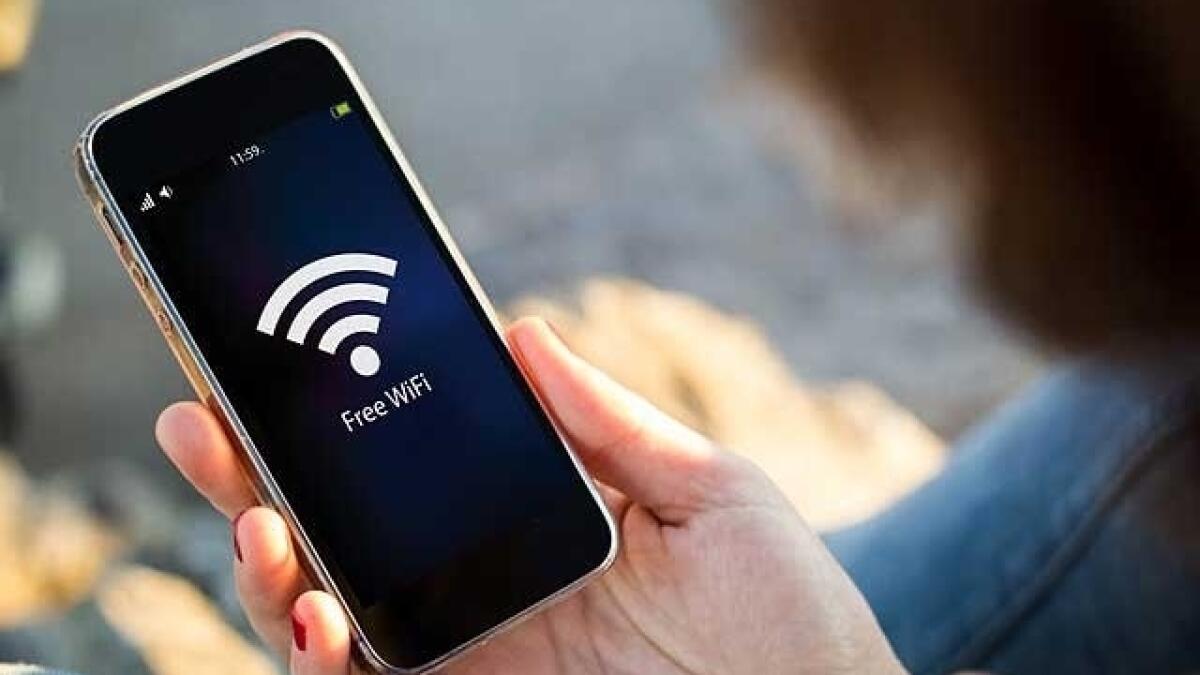 free wifi in uae, dubai internet, uae national day free mobile data