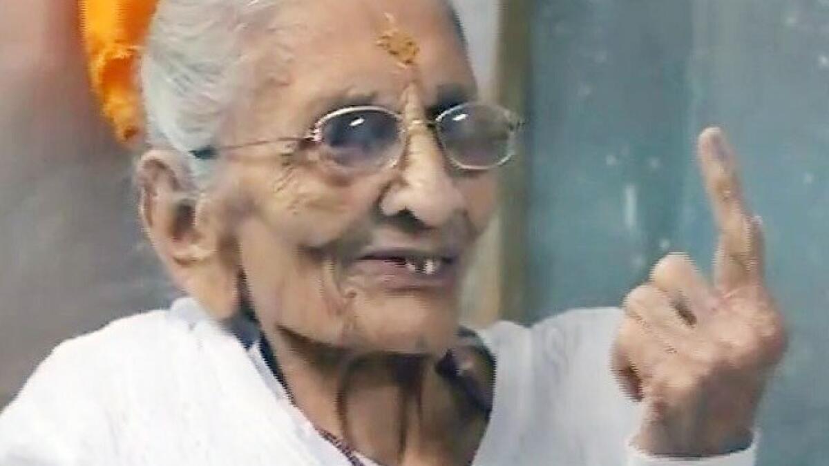 Indian PM Narendra Modis mother casts her vote