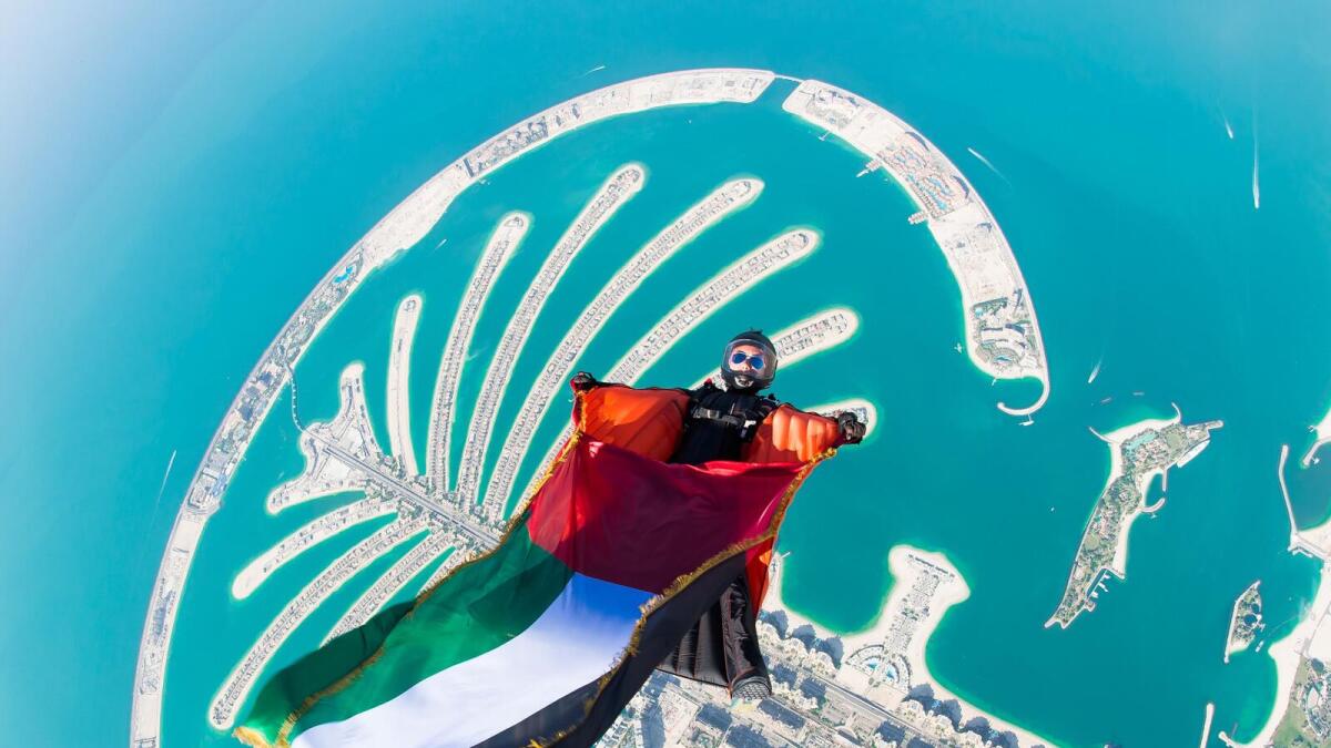 Skydivers go extra 2.46-mile to celebrate UAE National Day