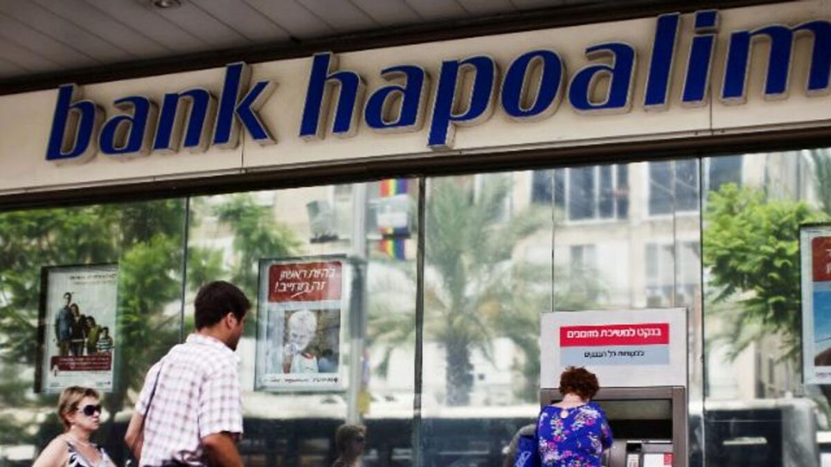 Hapoalim chief executive Dov Kotler put the number of customers who would benefit from the freeze at more than 10,000.