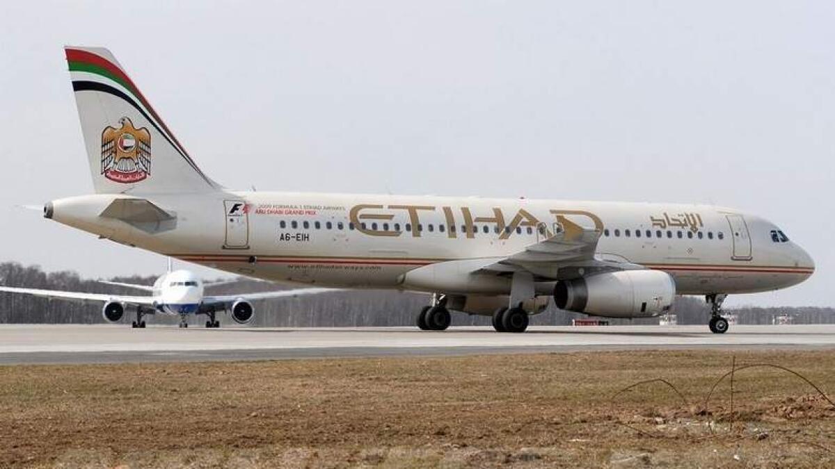 Etihad Airways flight returns 30 minutes after take-off