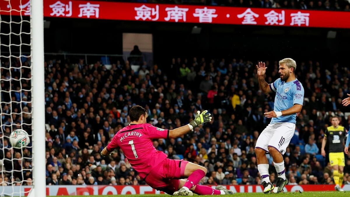 Man City stroll into League Cup quarters, Everton ease pressure on Silva