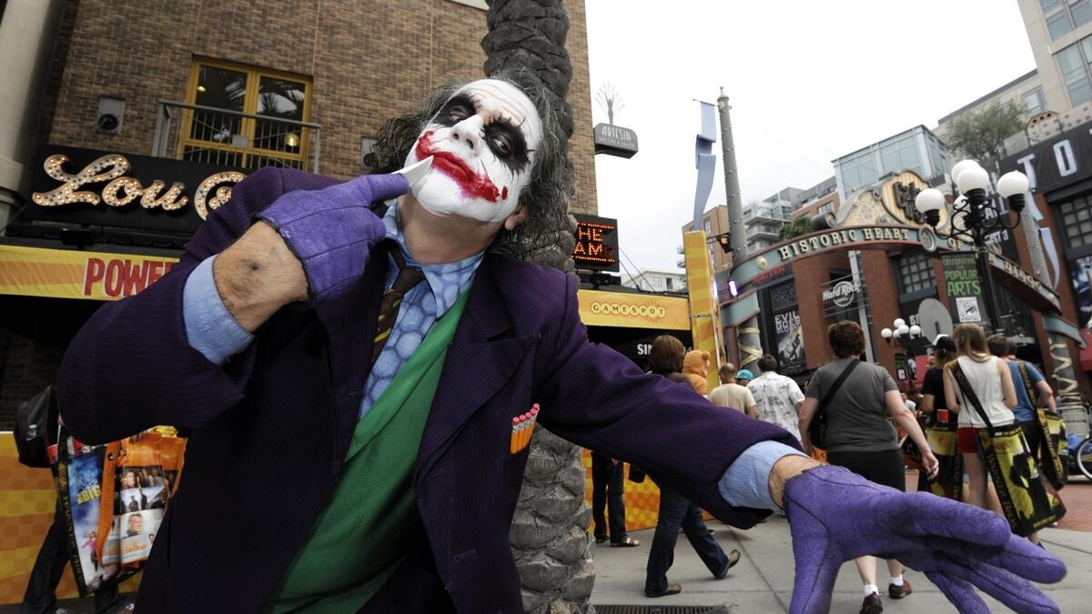 Fan Stuart Mazzeo, dressed as the Joker