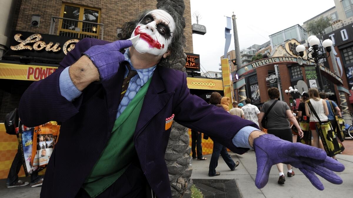 Fan Stuart Mazzeo, dressed as the Joker