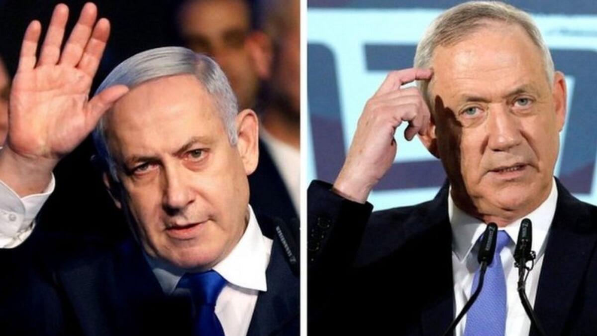 Benjamin Netanyahu (l) and Benny Gantz agreed to a power-sharing deal in April.