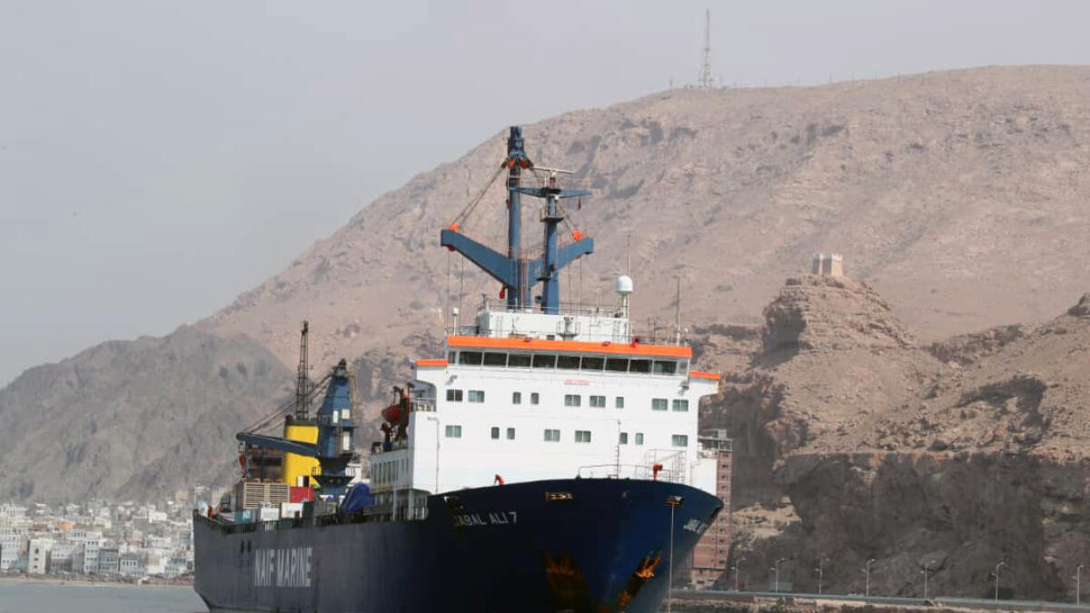 UAE,  aid ship, Al Mukalla Port