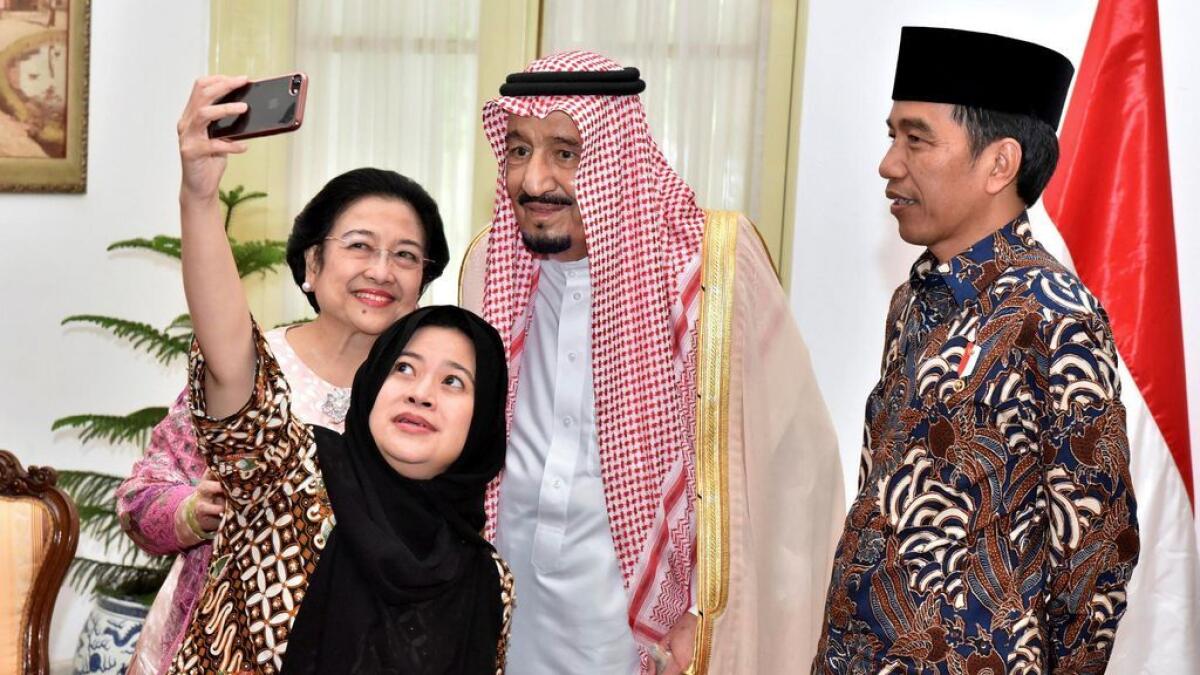 Watch: Saudi King Salman takes selfie during Asia tour