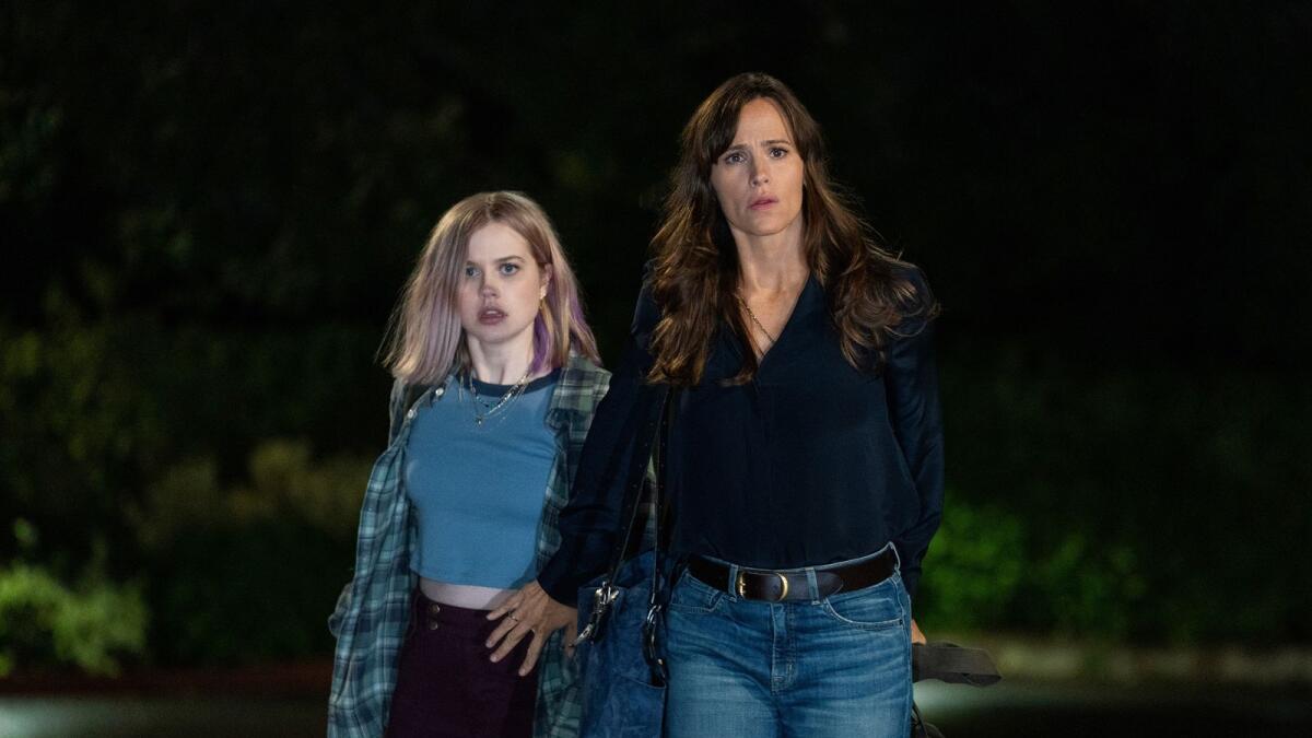 Jennifer Garner plays Angourie Rice's stepmother in 'The Last Thing He Told Me'