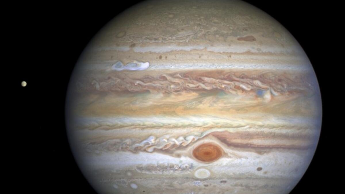 Jupiter, Europa, Hubble photo