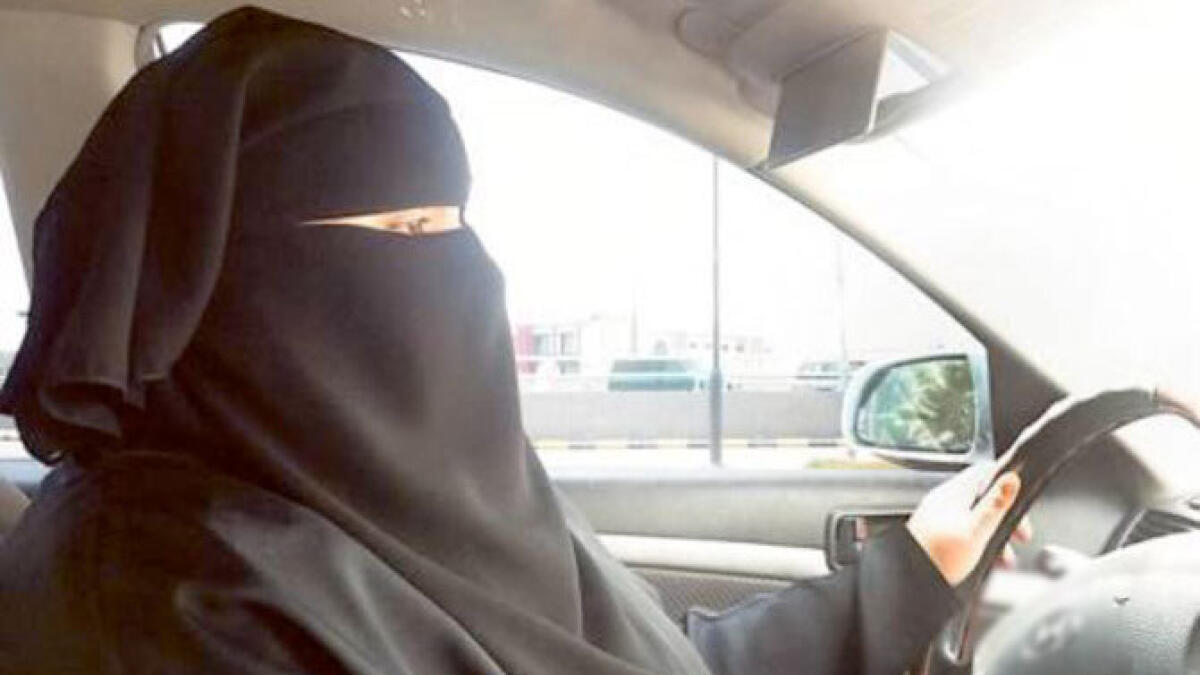 Saudi girl student drives bus after driver faints