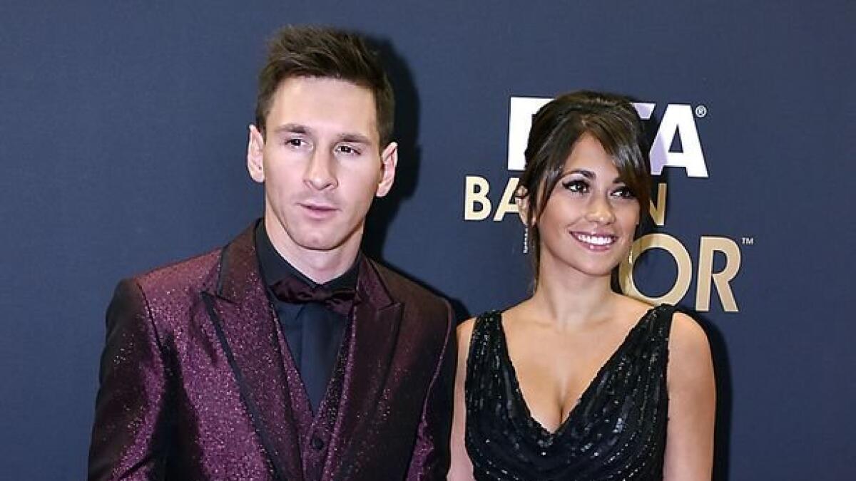 Messi to tie the knot with childhood sweetheart