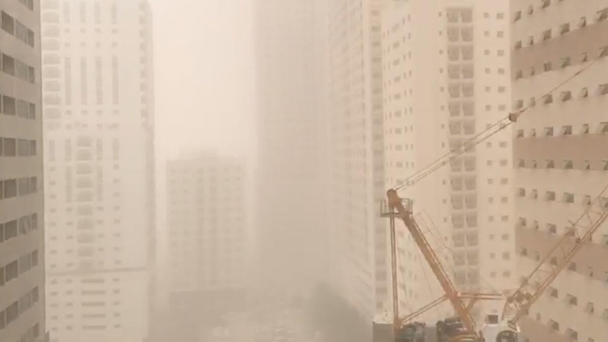 weather, dust storm, dusty weather, Dubai, Sharjah