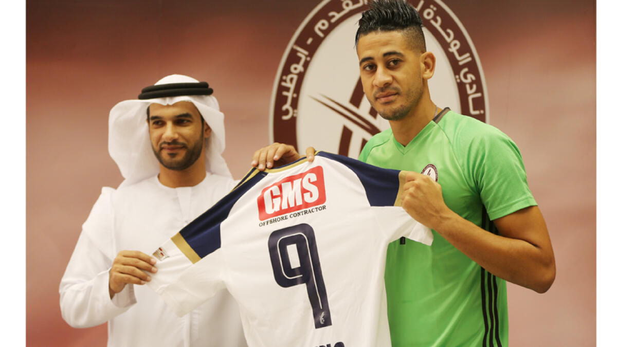 Al Wahda sign up Moroccos Batna, Al Ouroba Clubs Dhahnani