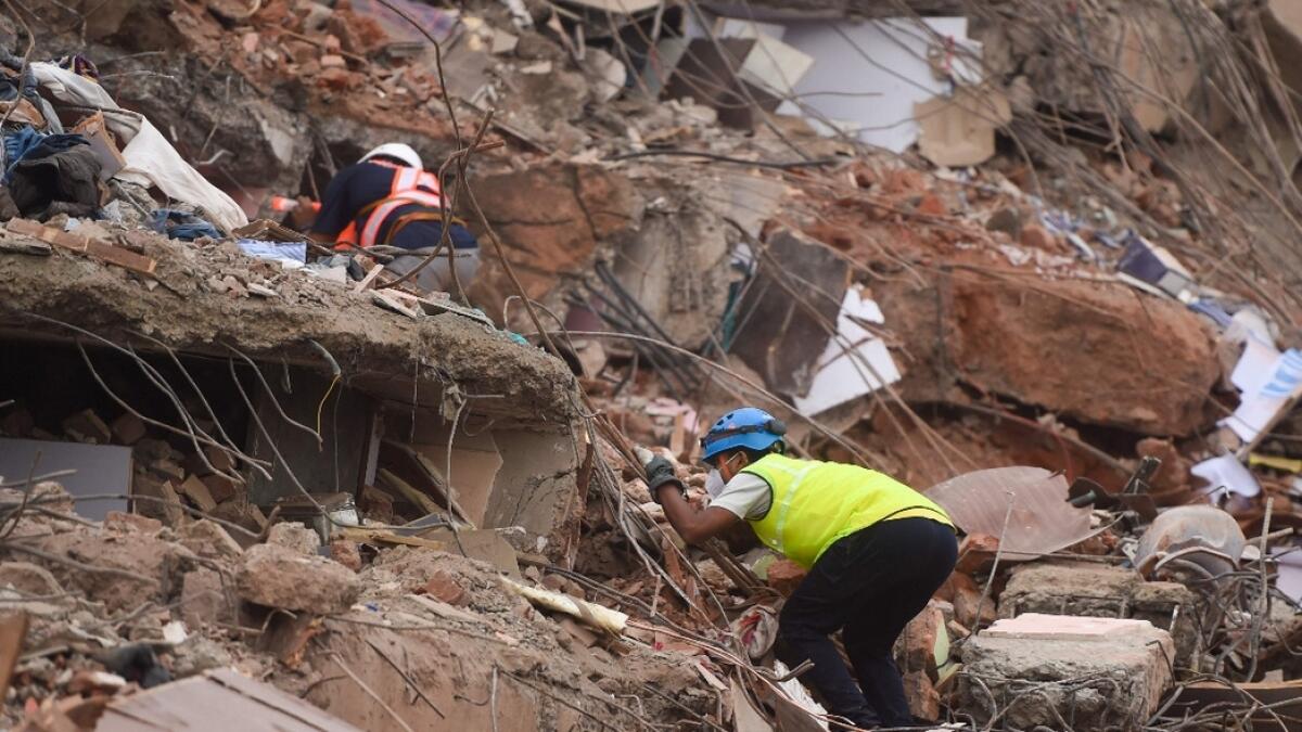 Building collapse, Missing