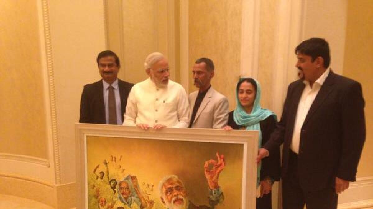 Indian PM meets UAE-based Modi portraits painter