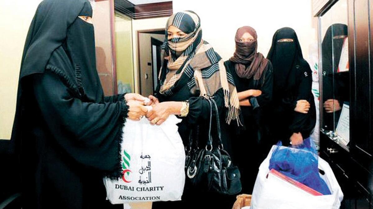 1,000 people receive new clothes from Dubai Charity Association