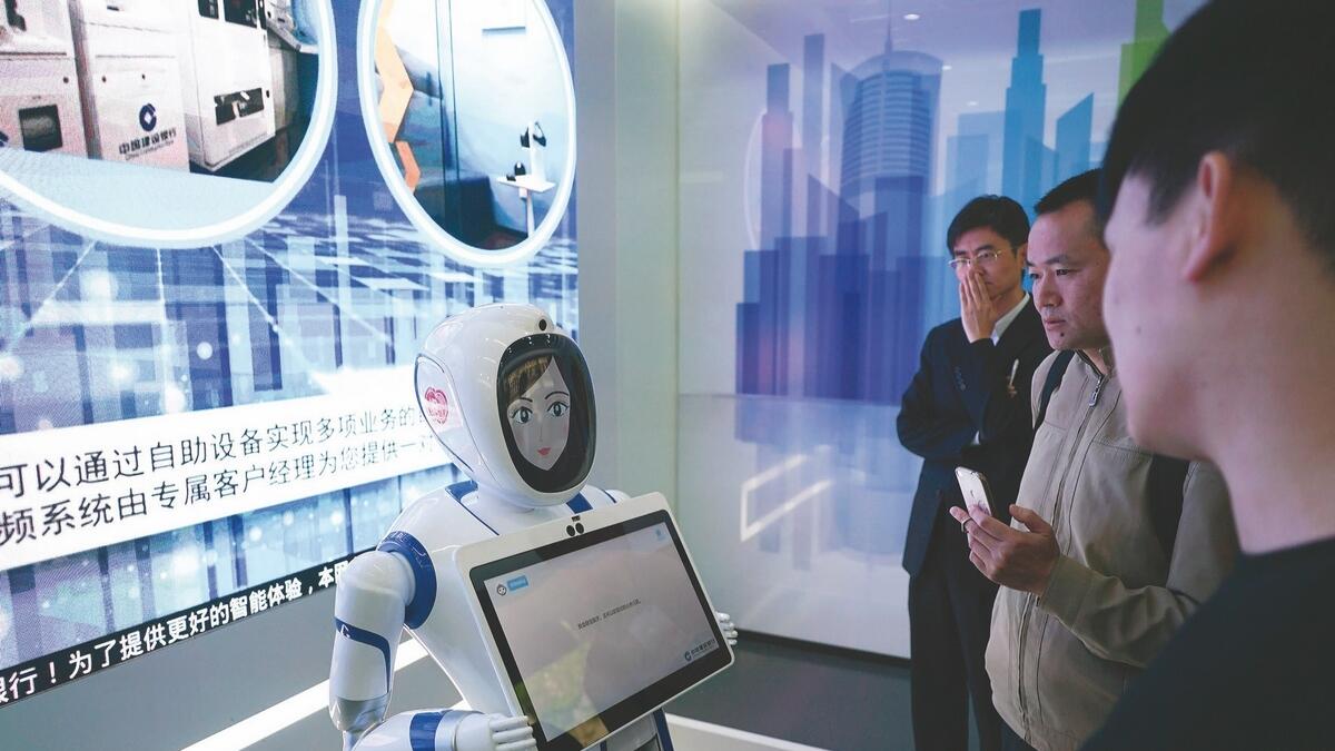 Shanghai gets automated bank with VR, robots, face scanning